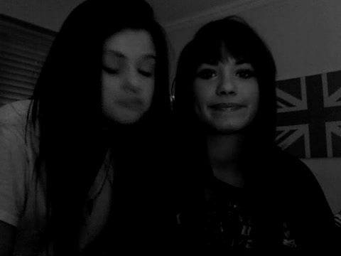 demi Lovato and Selena Gomez shout outs!! 1630