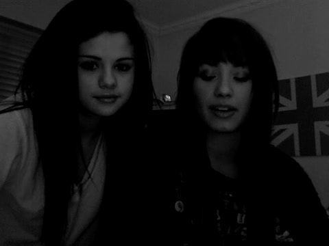 demi Lovato and Selena Gomez shout outs!! 1143