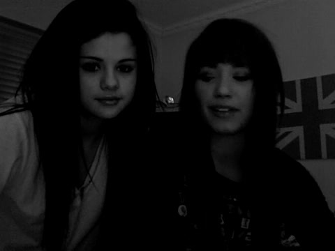 demi Lovato and Selena Gomez shout outs!! 1146
