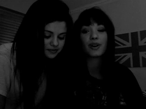 demi Lovato and Selena Gomez shout outs!! 1645