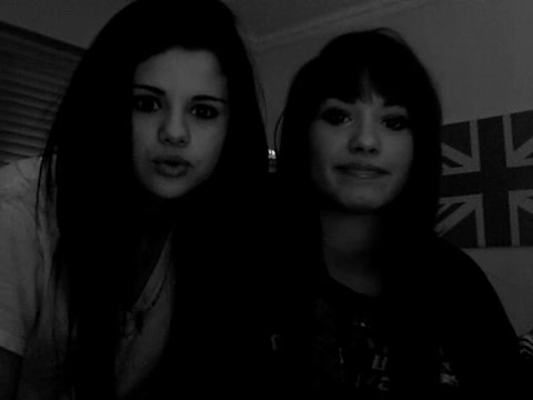 demi Lovato and Selena Gomez shout outs!! 1668