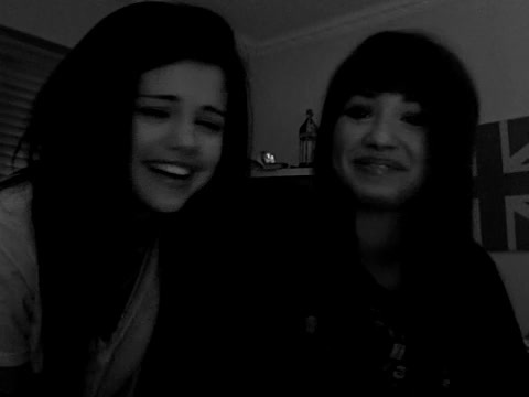 demi Lovato and Selena Gomez shout outs!! 701