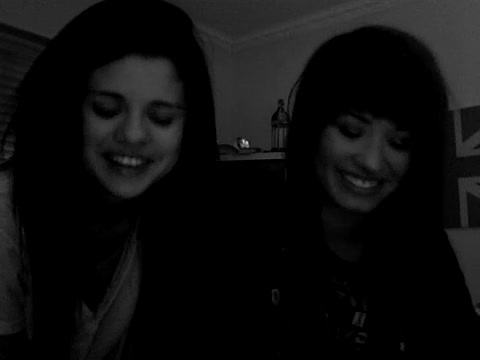 demi Lovato and Selena Gomez shout outs!! 708