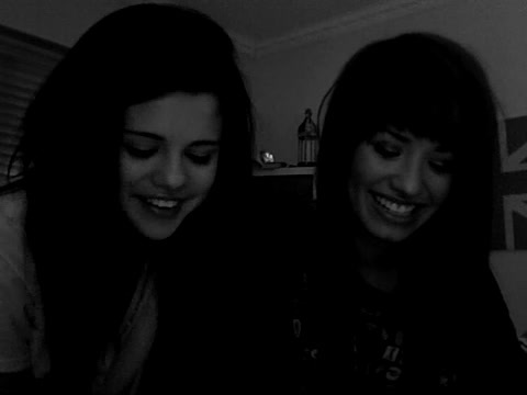 demi Lovato and Selena Gomez shout outs!! 716