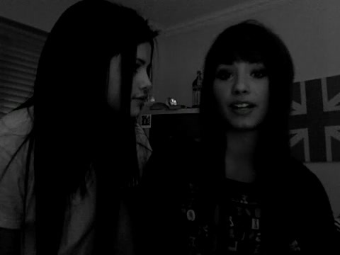 demi Lovato and Selena Gomez shout outs!! 1223
