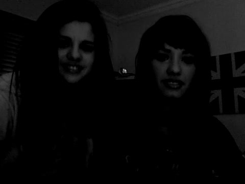 demi Lovato and Selena Gomez shout outs!! 1729