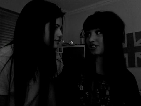 demi Lovato and Selena Gomez shout outs!! 1233