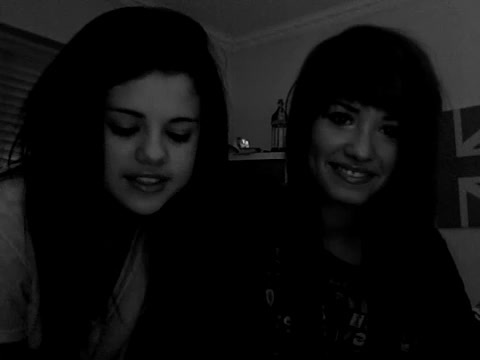demi Lovato and Selena Gomez shout outs!! 745