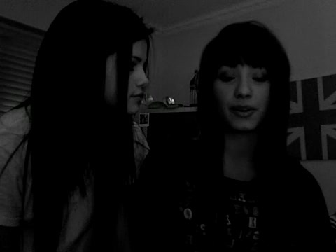 demi Lovato and Selena Gomez shout outs!! 1256
