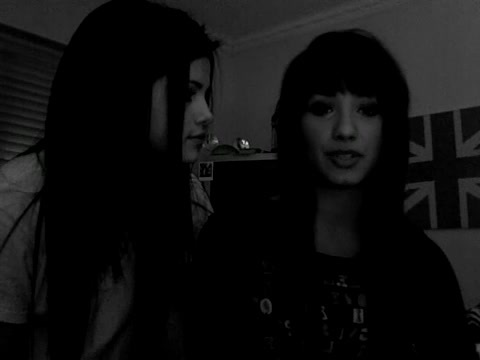 demi Lovato and Selena Gomez shout outs!! 1260