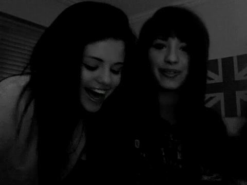 demi Lovato and Selena Gomez shout outs!! 372