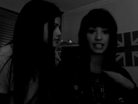 demi Lovato and Selena Gomez shout outs!! 1263