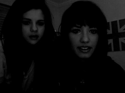demi Lovato and Selena Gomez shout outs!! 1774
