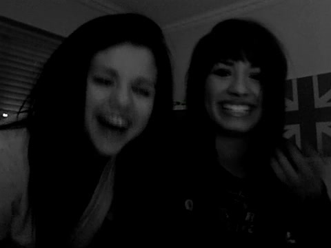 demi Lovato and Selena Gomez shout outs!! 788