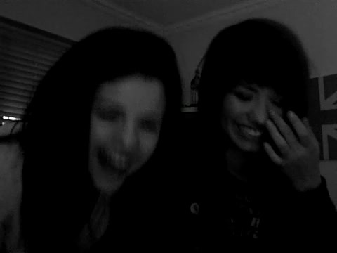 demi Lovato and Selena Gomez shout outs!! 791