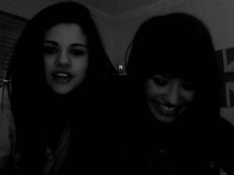 demi Lovato and Selena Gomez shout outs!! 1803