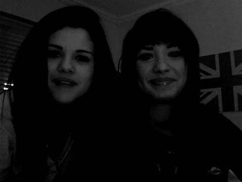 demi Lovato and Selena Gomez shout outs!! 1824