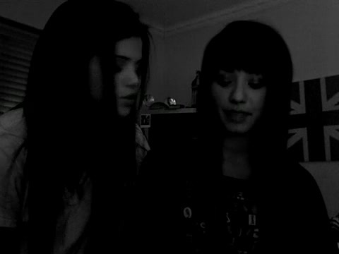 demi Lovato and Selena Gomez shout outs!! 1330