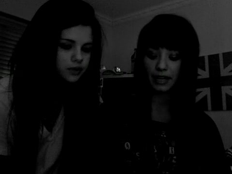 demi Lovato and Selena Gomez shout outs!! 1334