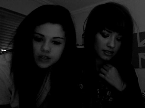 demi Lovato and Selena Gomez shout outs!! 457