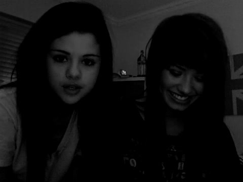 demi Lovato and Selena Gomez shout outs!! 847