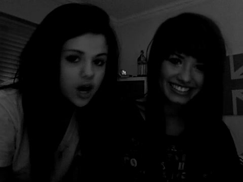 demi Lovato and Selena Gomez shout outs!! 852