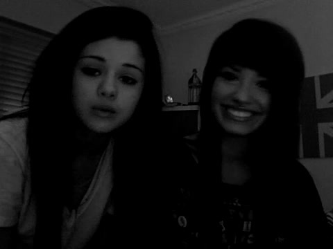 demi Lovato and Selena Gomez shout outs!! 864