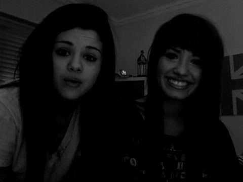 demi Lovato and Selena Gomez shout outs!! 875