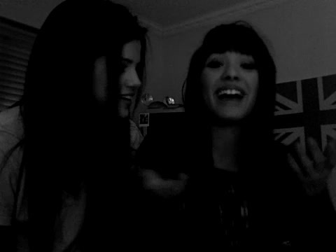 demi Lovato and Selena Gomez shout outs!! 1371