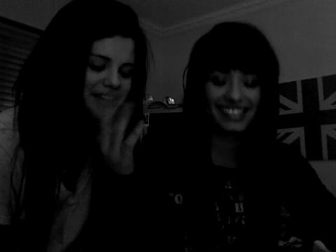 demi Lovato and Selena Gomez shout outs!! 1384