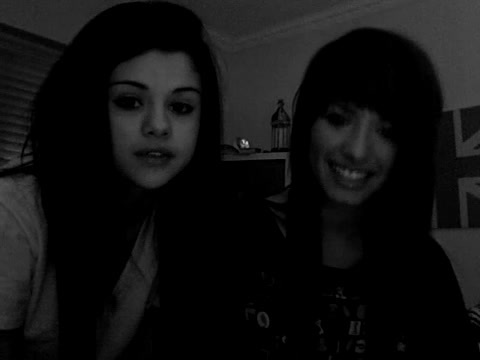 demi Lovato and Selena Gomez shout outs!! 896