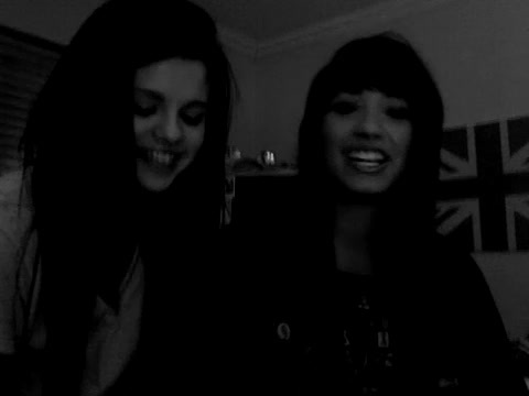 demi Lovato and Selena Gomez shout outs!! 1387