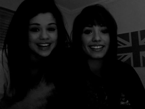 demi Lovato and Selena Gomez shout outs!! 1966