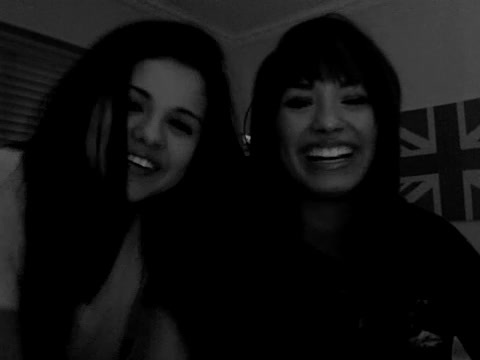 demi Lovato and Selena Gomez shout outs!! 2073