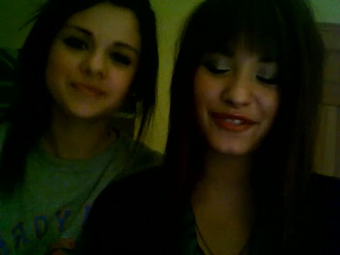 Demi Lovato and Selena Gomez vlog #1 091 - Demilush and Selena Gomez vlog Part oo1