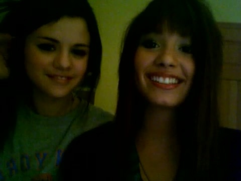 Demi Lovato and Selena Gomez vlog #1 116 - Demilush and Selena Gomez vlog Part oo1