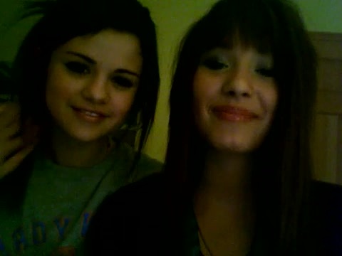 Demi Lovato and Selena Gomez vlog #1 119 - Demilush and Selena Gomez vlog Part oo1