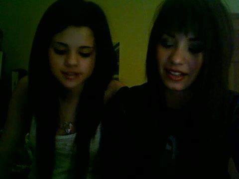 Demi Lovato and Selena Gomez vlog 1530 - Demilush and Selena Gomez Vlog Part oo4