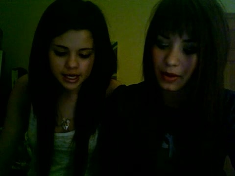 Demi Lovato and Selena Gomez vlog 1541 - Demilush and Selena Gomez Vlog Part oo4