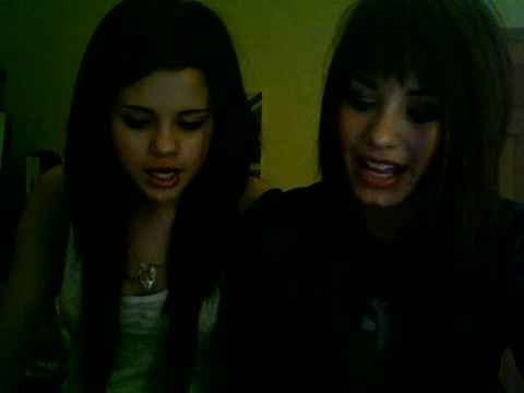 Demi Lovato and Selena Gomez vlog 1545 - Demilush and Selena Gomez Vlog Part oo4