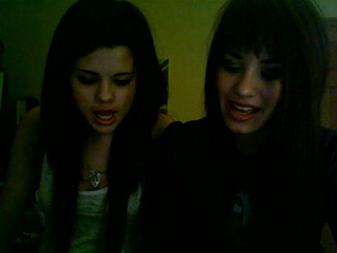 Demi Lovato and Selena Gomez vlog 1547 - Demilush and Selena Gomez Vlog Part oo4