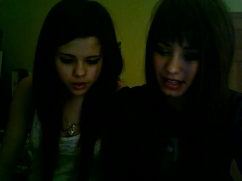 Demi Lovato and Selena Gomez vlog 1559 - Demilush and Selena Gomez Vlog Part oo4