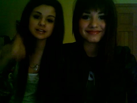 Demi Lovato and Selena Gomez vlog 1082