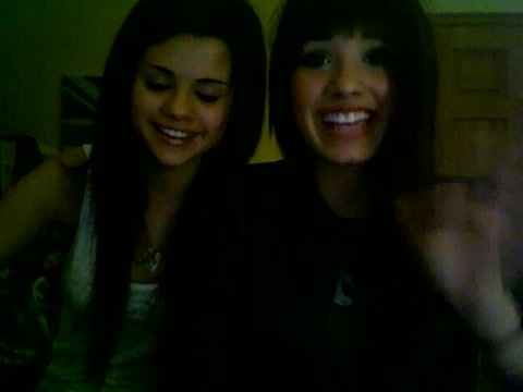Demi Lovato and Selena Gomez vlog 1089
