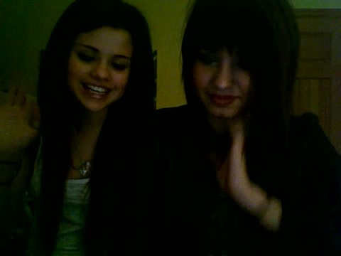 Demi Lovato and Selena Gomez vlog 1117 - Demilush and Selena Gomez Vlog Part oo3