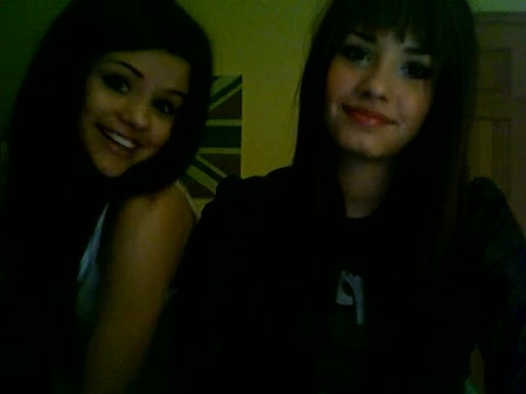 Demi Lovato and Selena Gomez vlog 693