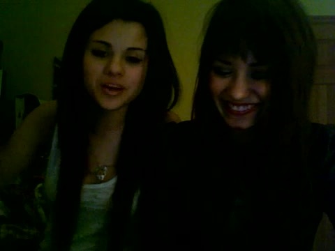 Demi Lovato and Selena Gomez vlog 1713 - Demilush and Selena Gomez Vlog Part oo4
