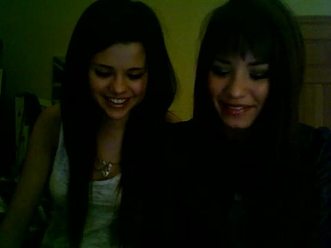 Demi Lovato and Selena Gomez vlog 1776 - Demilush and Selena Gomez Vlog Part oo4