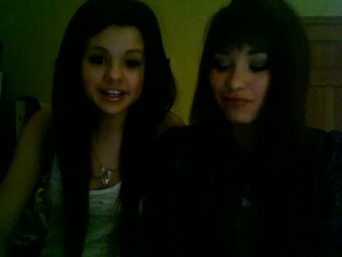 Demi Lovato and Selena Gomez vlog 1806 - Demilush and Selena Gomez Vlog Part oo4