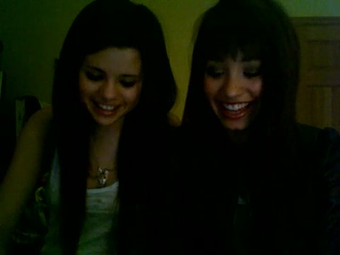 Demi Lovato and Selena Gomez vlog 1818 - Demilush and Selena Gomez Vlog Part oo4